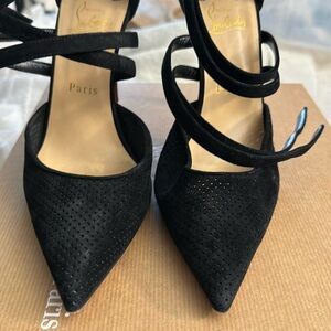 Christian Louboutin stiletto black Valore heels